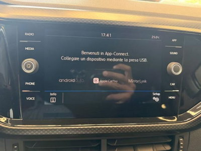 Peugeot 2008 PureTech 130 S&S EAT8 GT Line (4)