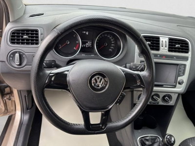 Volkswagen Polo Cross 1.4 TDI BlueMotion Technology (12)