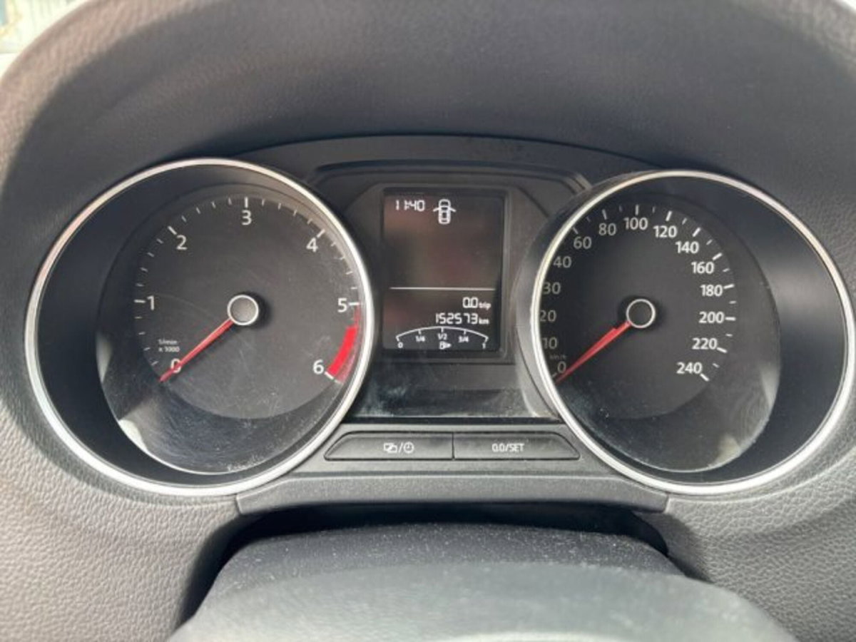 Volkswagen Polo Cross 1.4 TDI BlueMotion Technology (18)