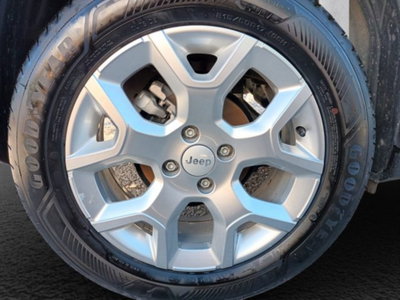 Jeep Avenger 1.2 turbo Altitude fwd 100cv (18)