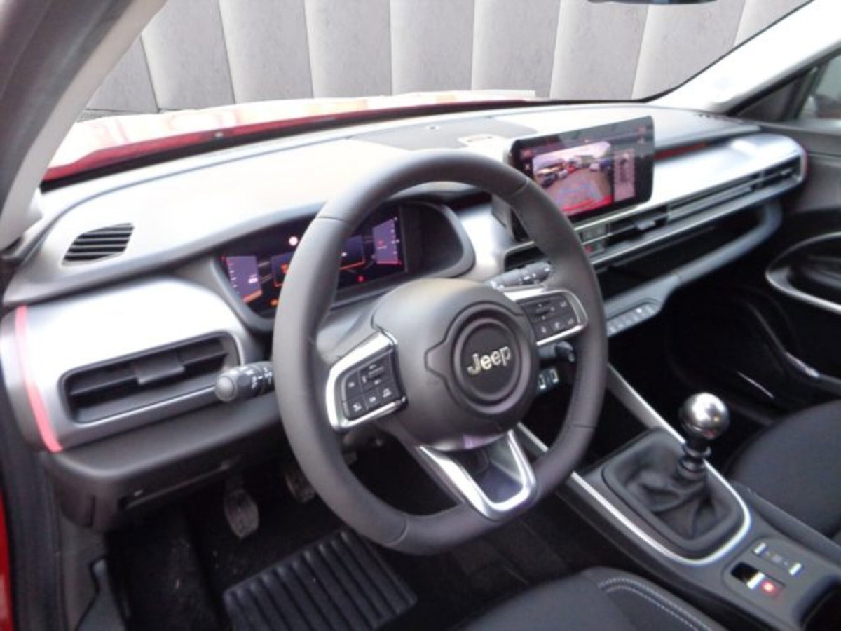 Jeep Avenger 1.2 turbo Summit fwd 100cv (11)