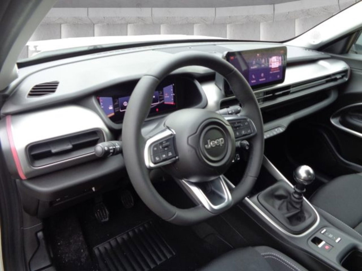 Jeep Avenger 1.2 turbo Summit fwd 100cv (11)