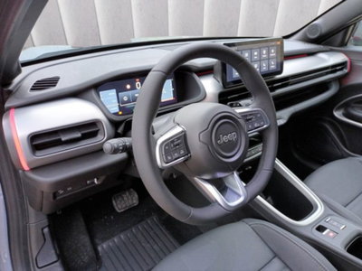 Jeep Avenger 1.2 turbo Summit fwd 100cv (15)