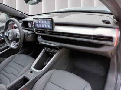 Jeep Avenger 1.2 turbo Summit fwd 100cv (13)