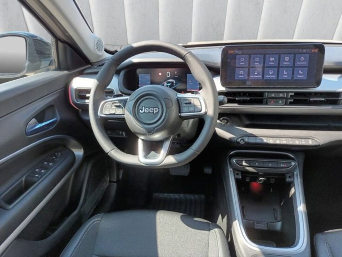 Jeep Avenger 1.2 turbo Summit fwd 100cv (9)