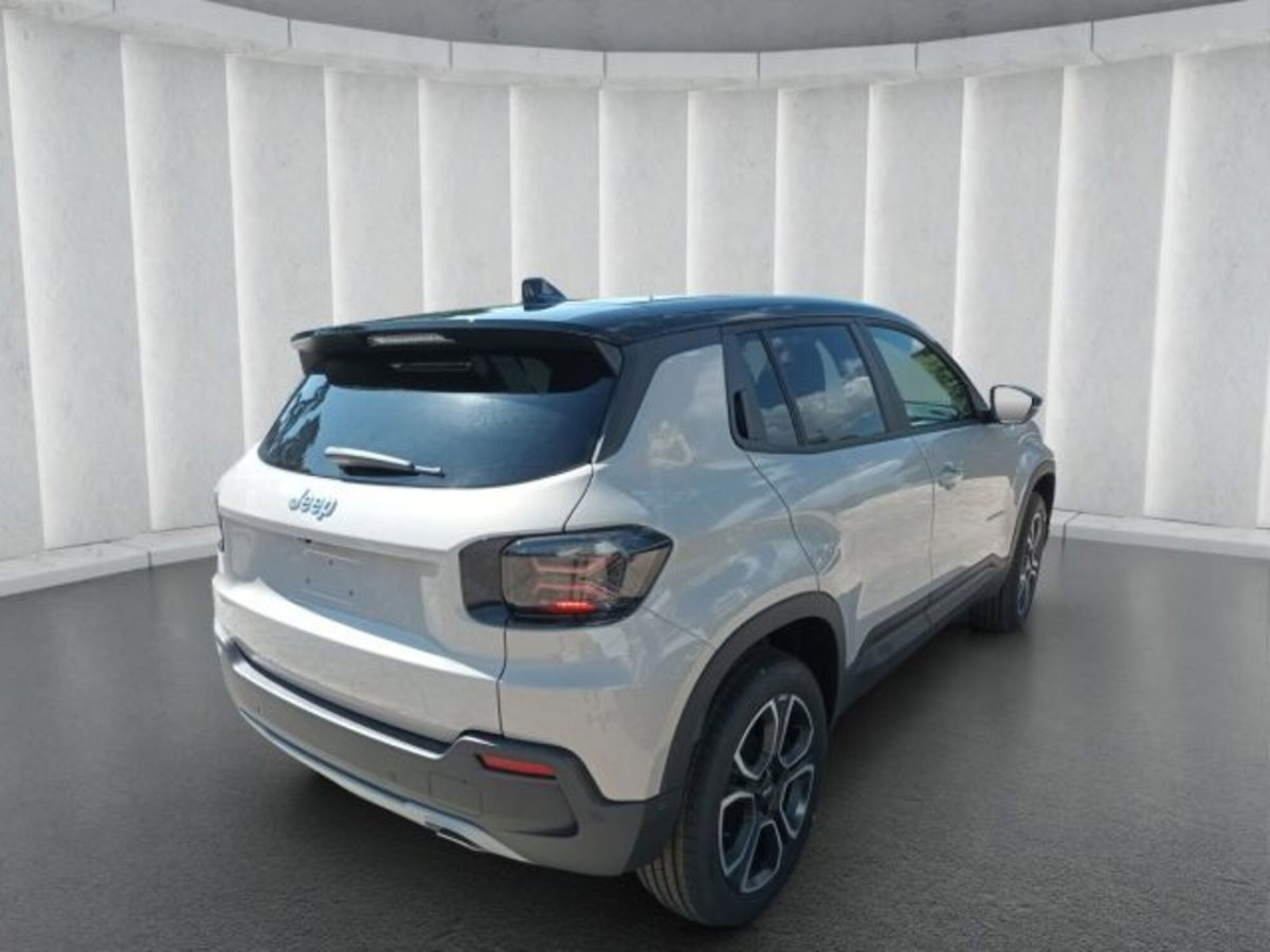Jeep Avenger 1.2 turbo Summit fwd 100cv (5)