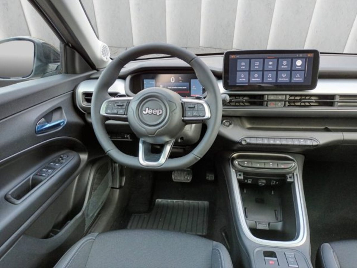 Jeep Avenger 1.2 turbo Summit fwd 100cv (12)