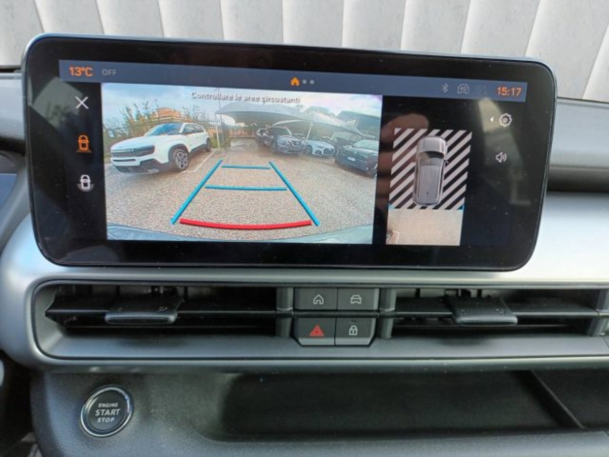 Jeep Avenger 1.2 turbo Summit fwd 100cv (14)