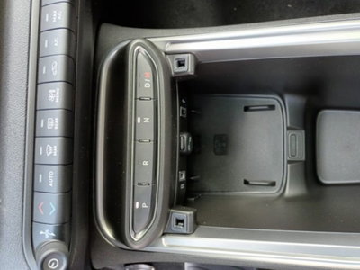 Jeep Avenger 1.2 turbo Summit fwd 100cv (16)