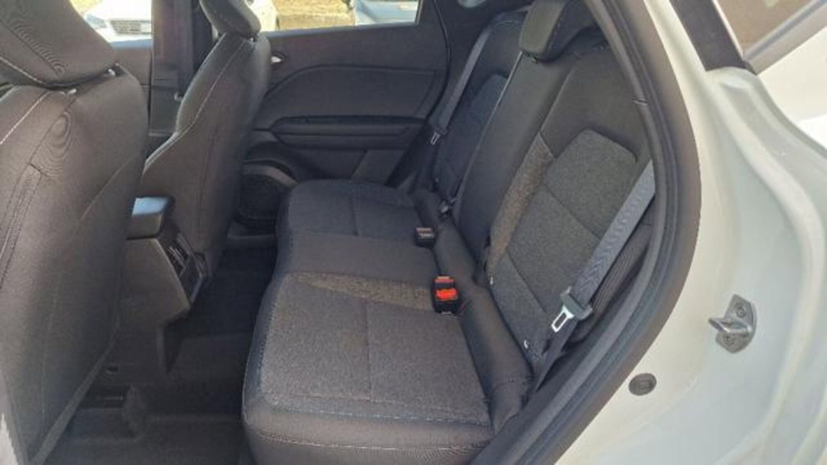 Renault Captur 1.2 eco-g Evolution 120cv (12)