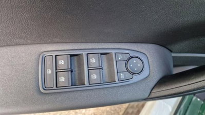 Renault Captur 1.2 eco-g Evolution 120cv (14)