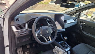 Renault Captur 1.2 eco-g Evolution 120cv (8)