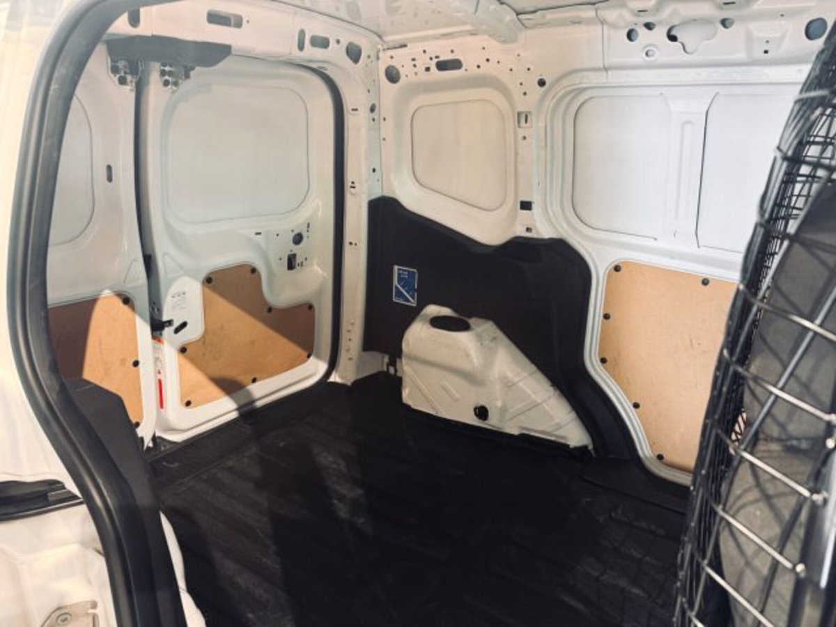 Ford Transit Courier 1.0 EcoBoost 100CV  Trend (13)