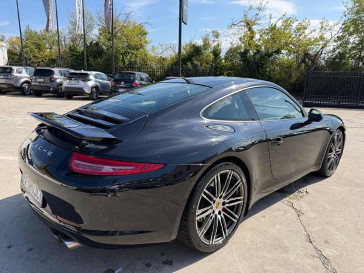 Porsche 911 Coupé 3.4 Carrera (4)