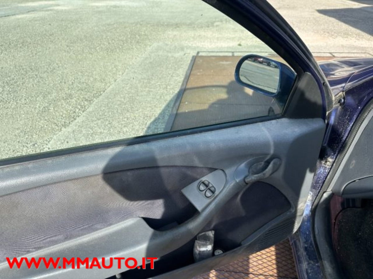 Fiat Bravo 1.8i 16V cat GT (6)