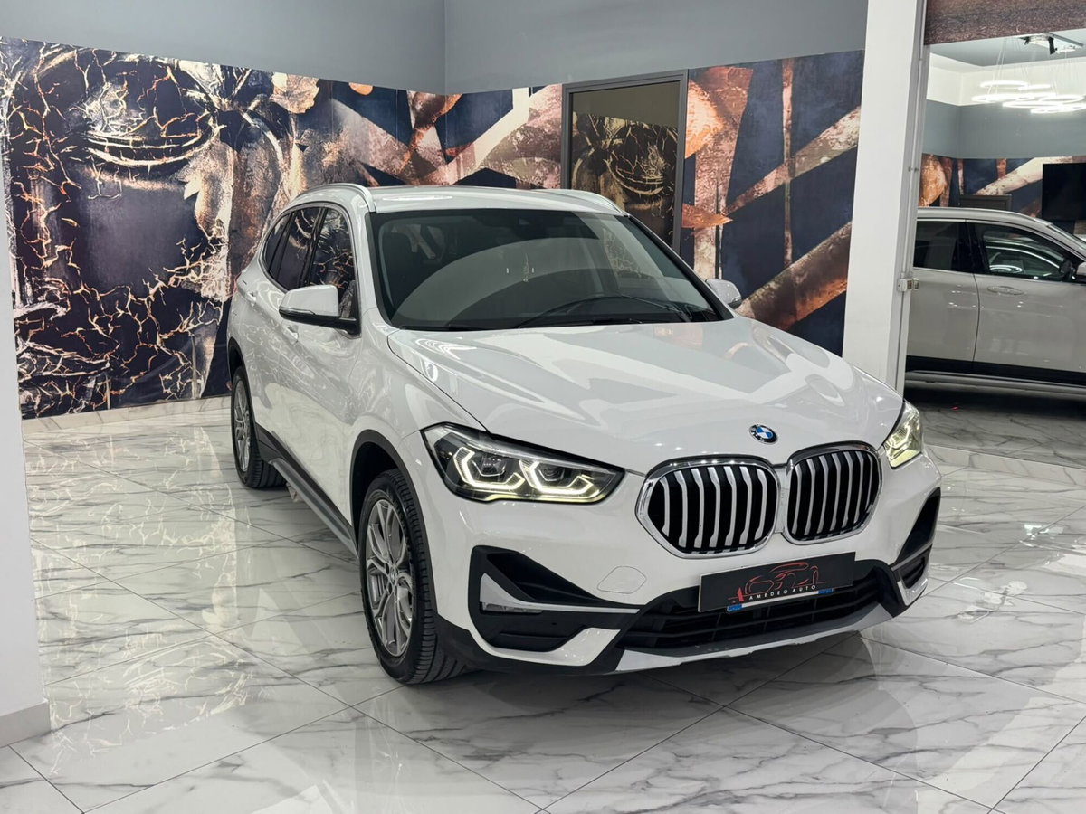 BMW X1 sDrive18d xLine Plus (5)