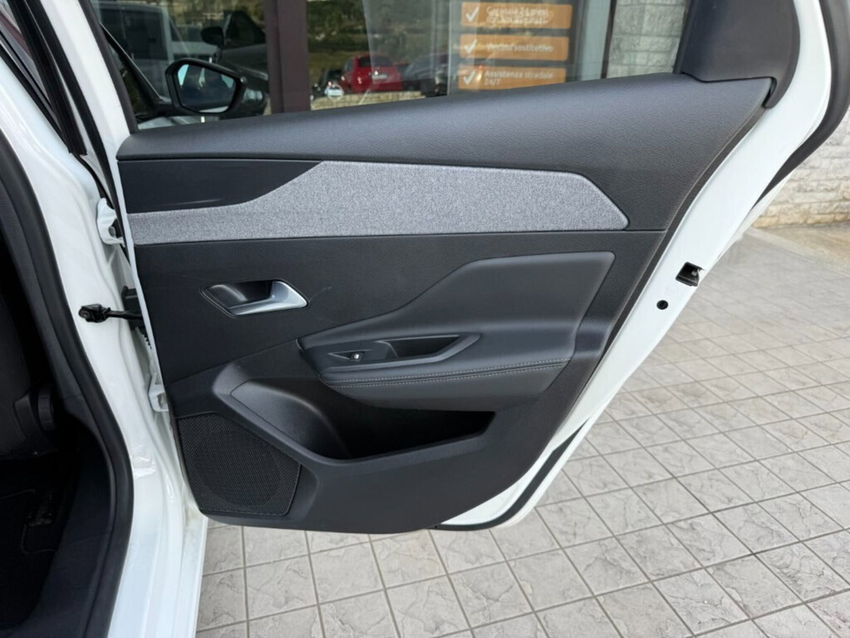 Peugeot 308 SW 1.5 bluehdi Allure s&s 130cv eat8 (15)