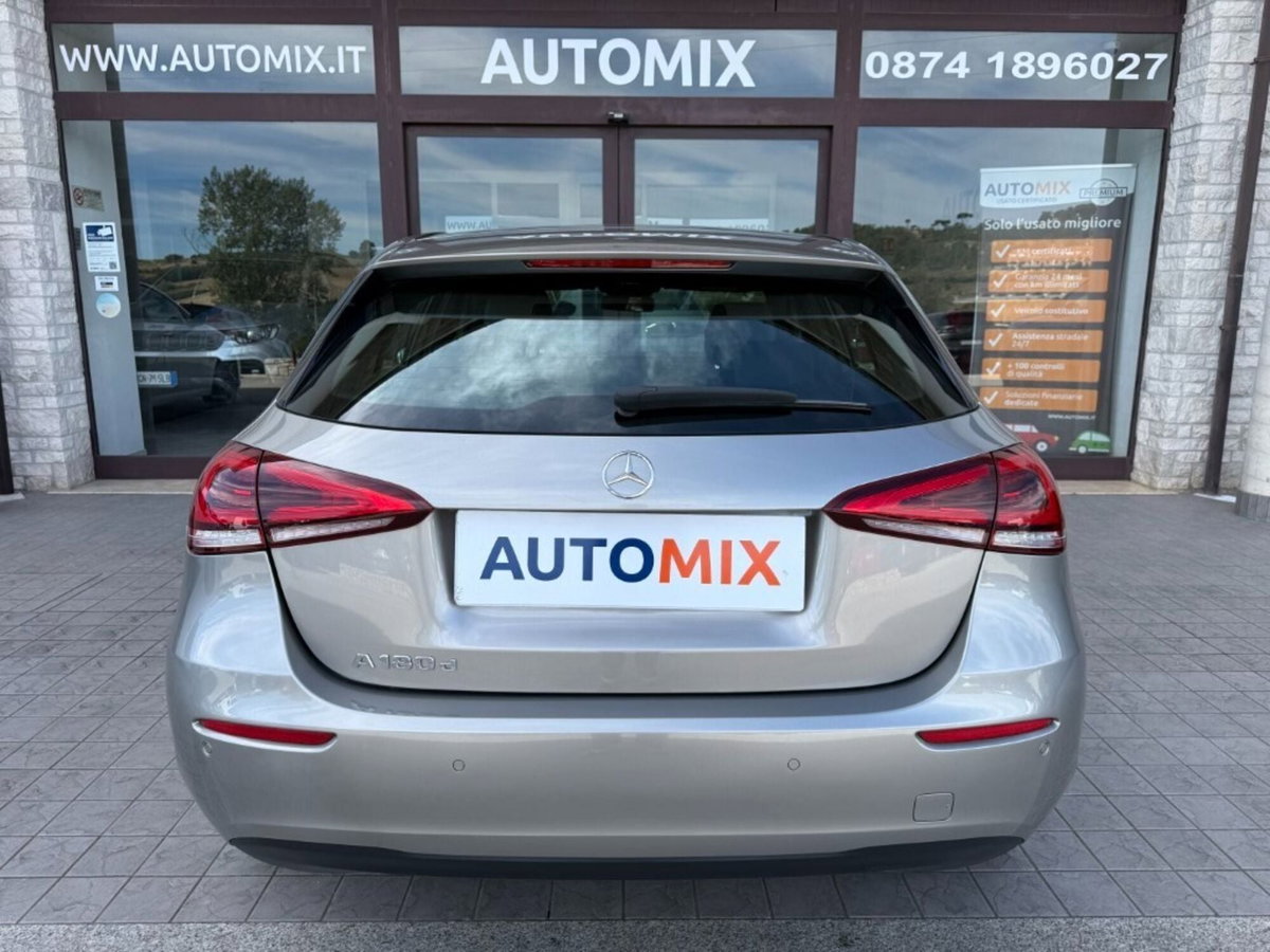 Mercedes-Benz Classe A 180 d Automatic Business (11)