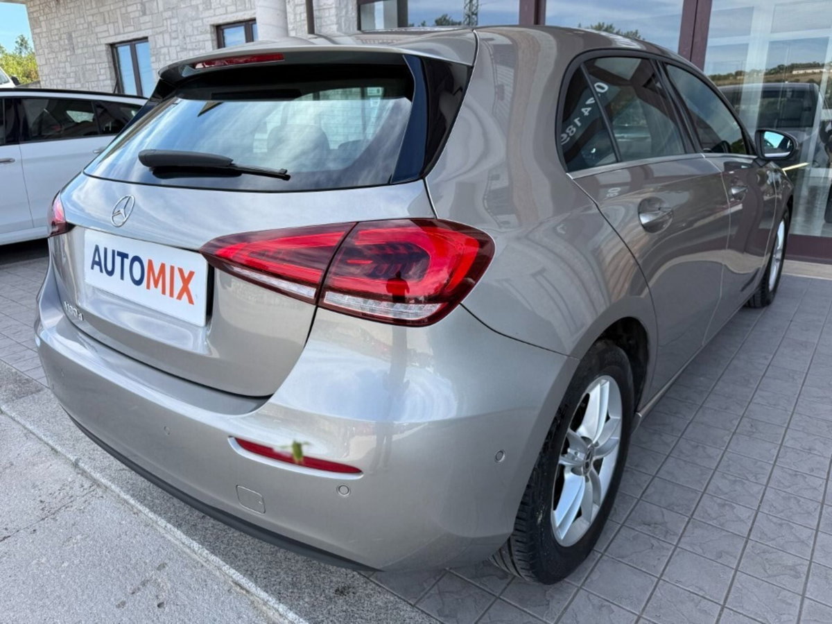 Mercedes-Benz Classe A 180 d Automatic Business (13)