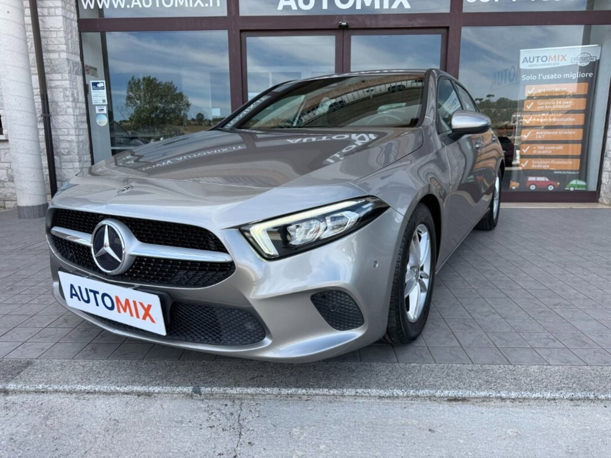 Mercedes-Benz Classe A 180 d Automatic Business (2)