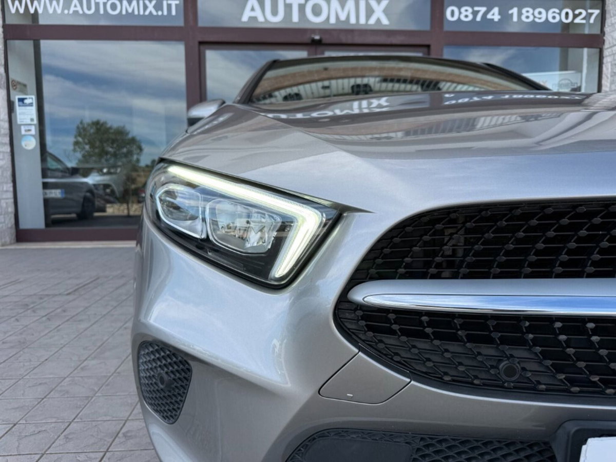 Mercedes-Benz Classe A 180 d Automatic Business (4)