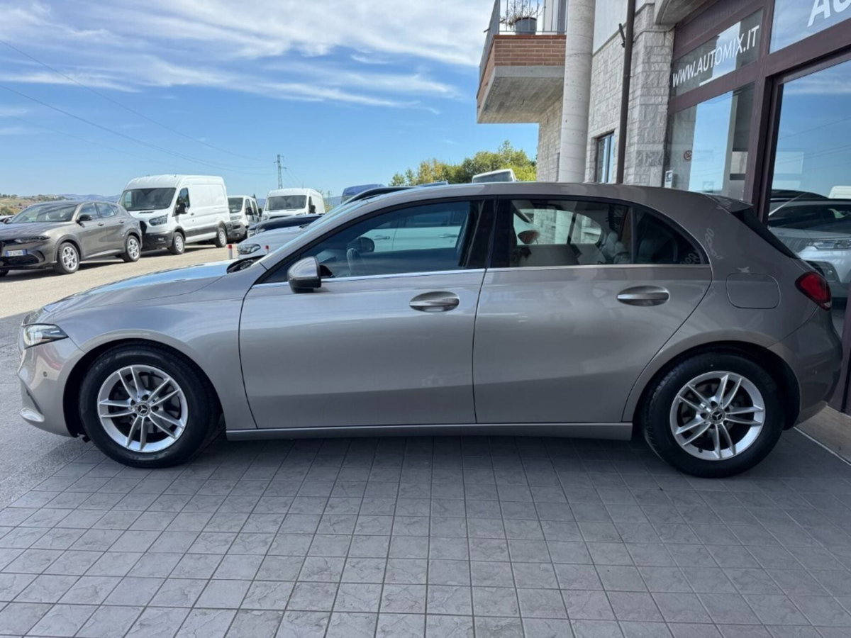 Mercedes-Benz Classe A 180 d Automatic Business (7)