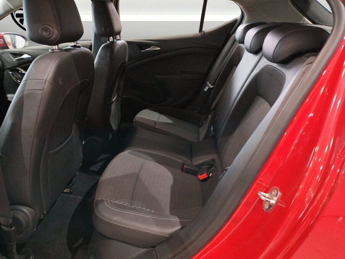 Opel Astra 1.0 Turbo ecoFLEStart&Stop 5 porte Innovation (14)