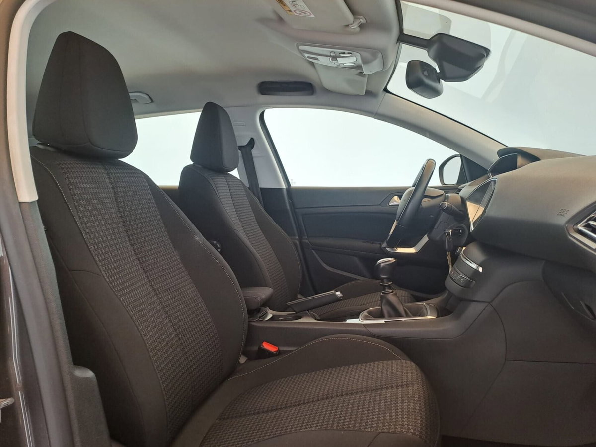 Peugeot 308 BlueHDi 130 S&S Active (10)