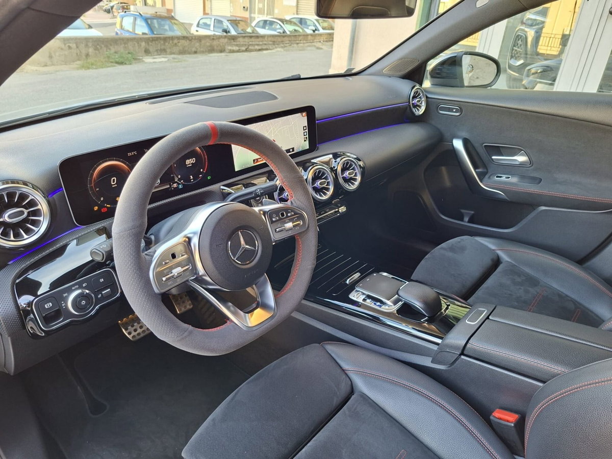 Mercedes-Benz Classe A 180 d Automatic Premium (14)