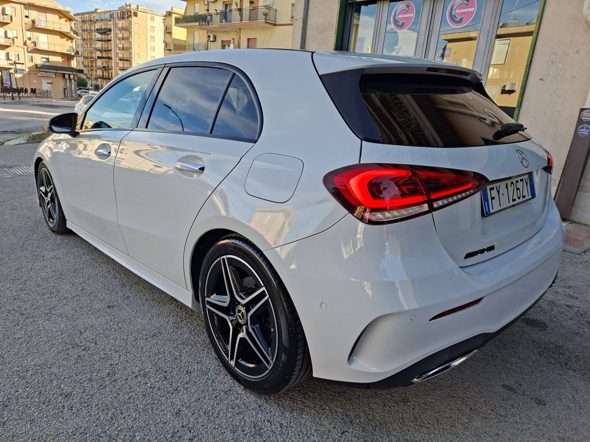 Mercedes-Benz Classe A 180 d Automatic Premium (5)
