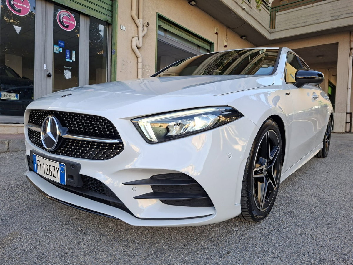 Mercedes-Benz Classe A 180 d Automatic Premium (8)