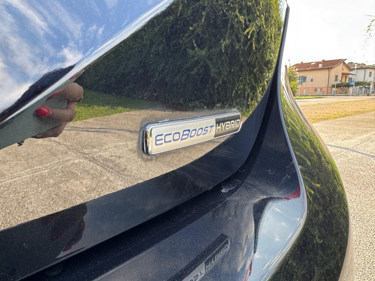 Ford Fiesta 1.0 Ecoboost Hybrid 125 CV DCT 5 porte ST-Line (10)