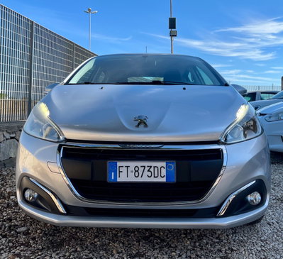 Peugeot 208 75 5 porte Active (2)