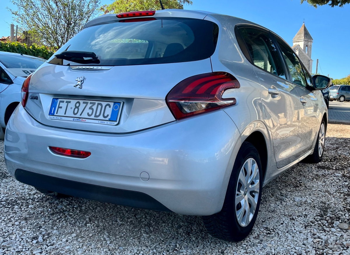 Peugeot 208 75 5 porte Active (4)