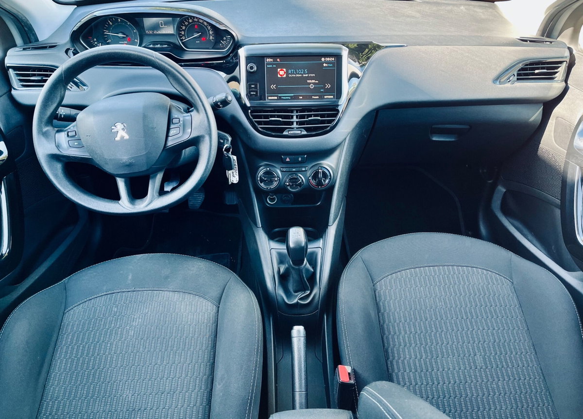 Peugeot 208 75 5 porte Active (7)