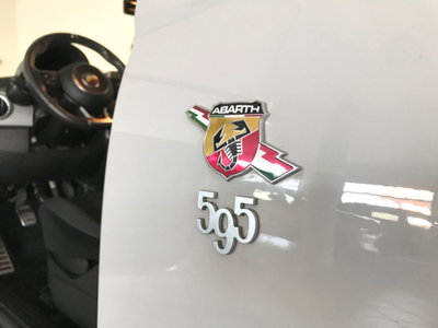 Abarth 595 595 1.4 Turbo T-Jet 165 CV Pista (15)