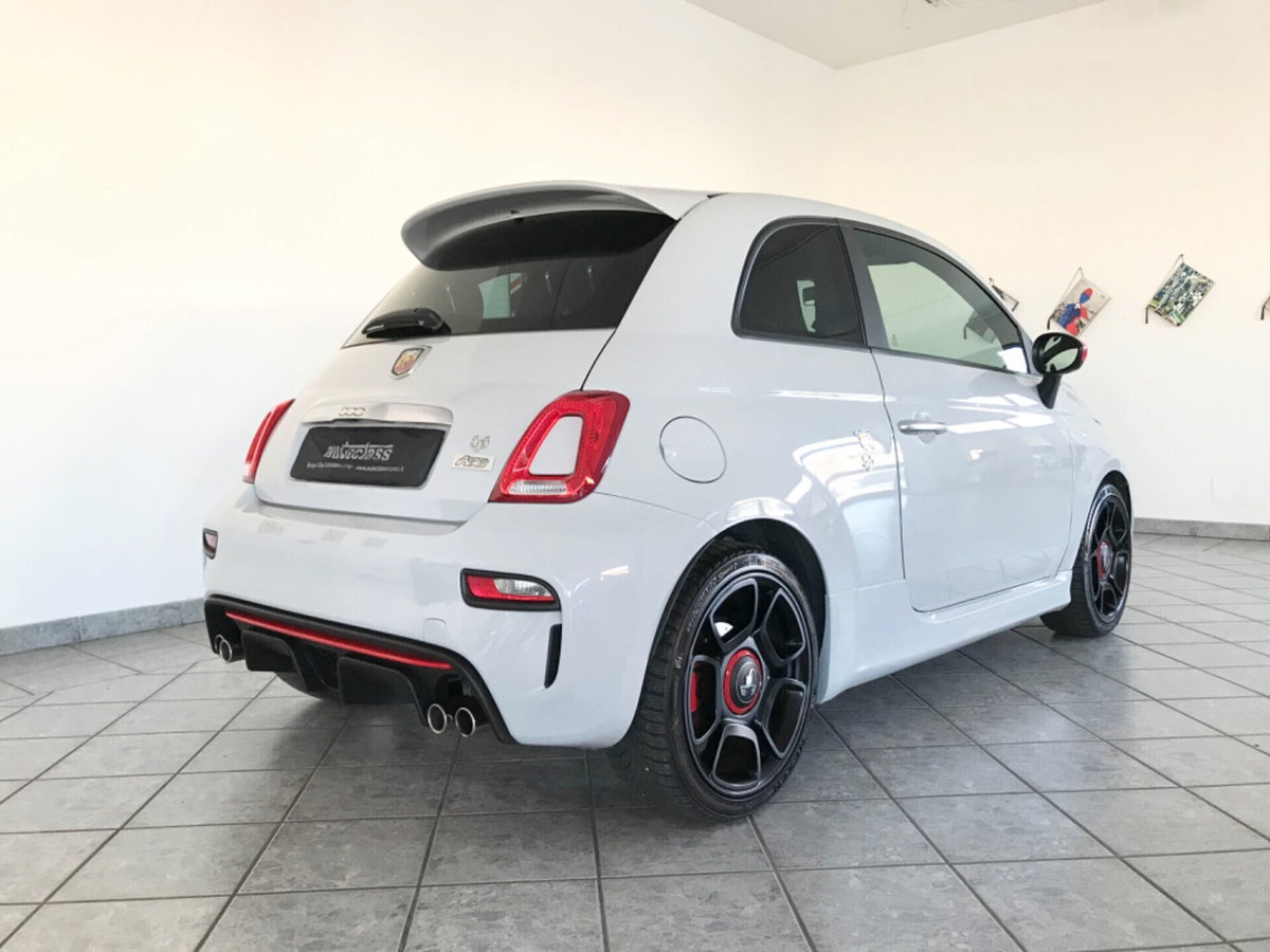 Abarth 595 595 1.4 Turbo T-Jet 165 CV Pista (6)
