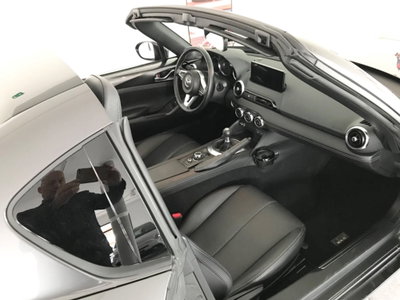 Mazda MX-5 1.5L Skyactiv-G RF Exceed (16)
