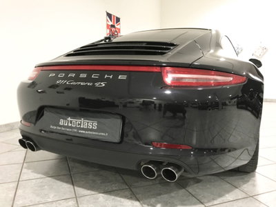Porsche 911 Coupé 3.8 Carrera 4S (8)