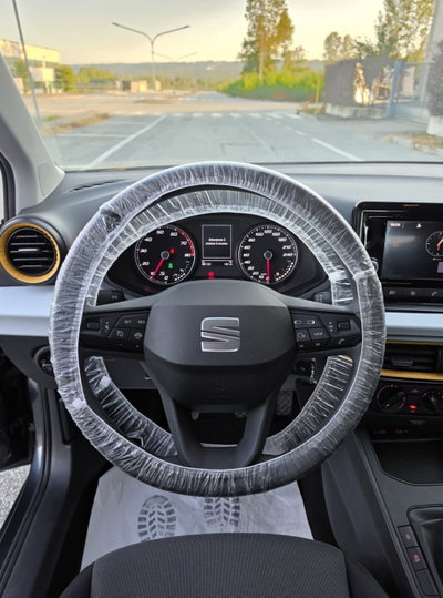 SEAT Arona 1.0 TGI Reference (13)
