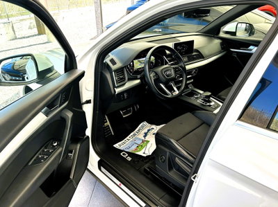 Audi Q5 40 TDI quattro S tronic S line plus (2)