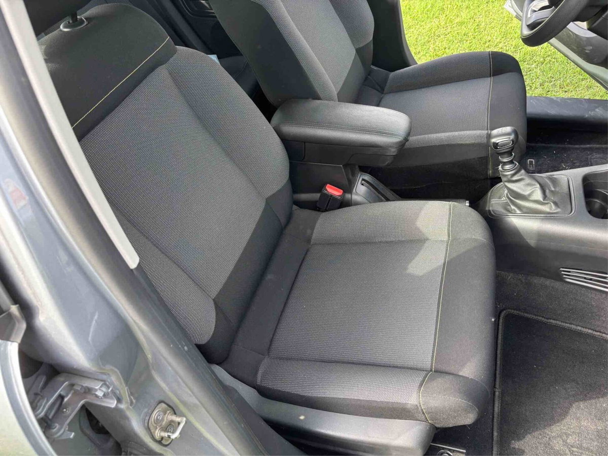 Citroen C3 BlueHDi 100 S&S Shine Pack (13)