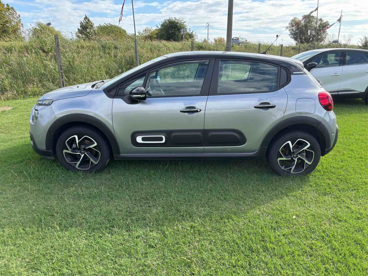 Citroen C3 BlueHDi 100 S&S Shine Pack (3)
