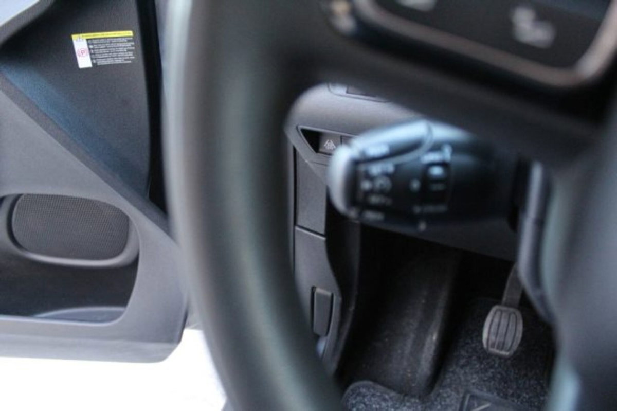 Citroen Berlingo BlueHDi 100 Stop&Start XL 5 posti Live (12)