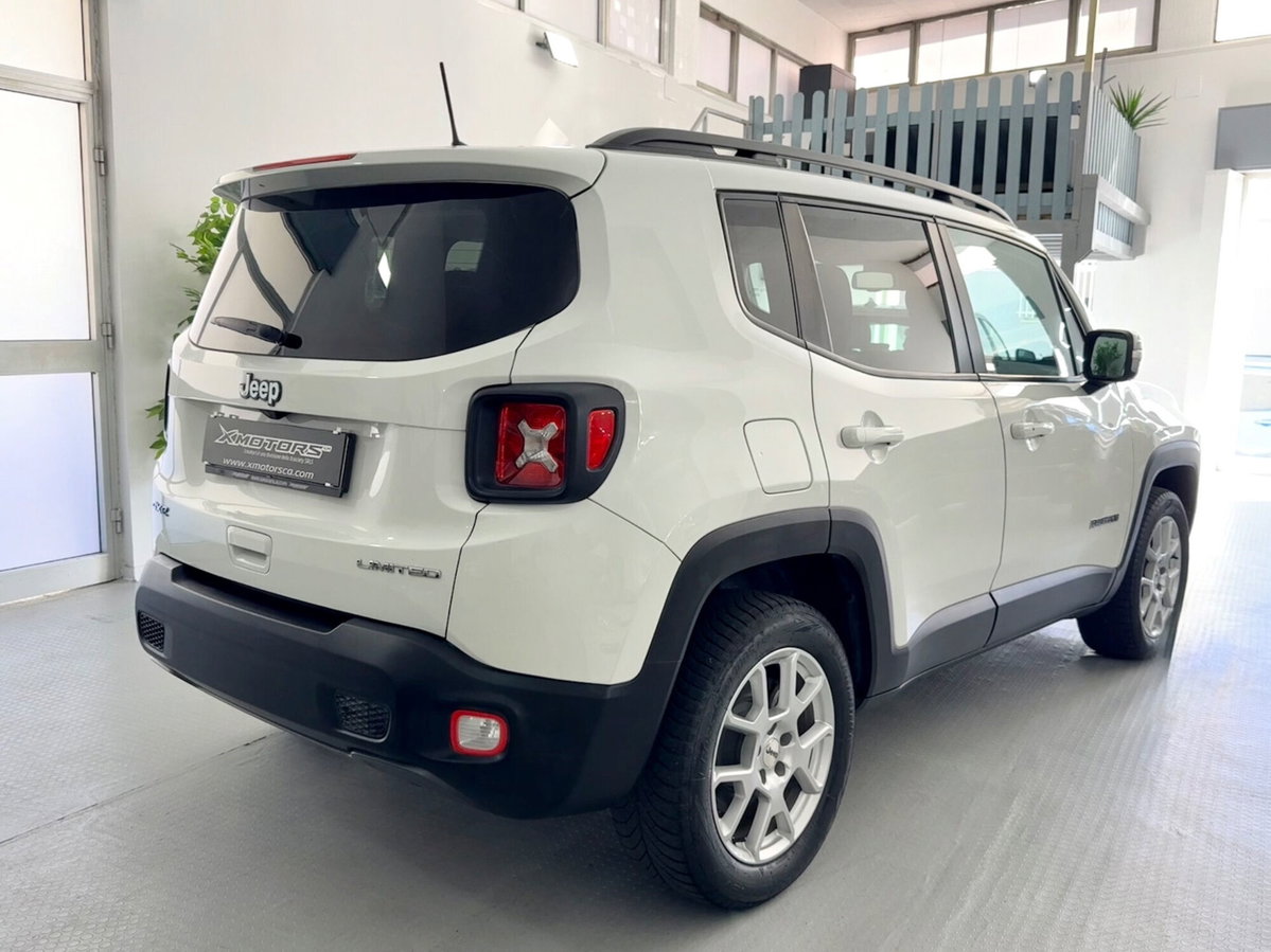 Jeep Renegade 1.3 T4 190CV PHEV 4xe AT6 Limited (5)