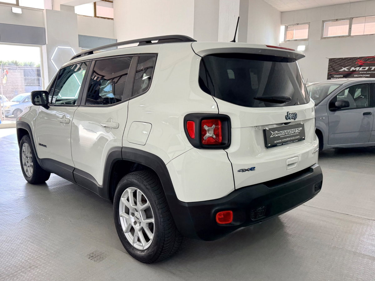 Jeep Renegade 1.3 T4 190CV PHEV 4xe AT6 Limited (7)