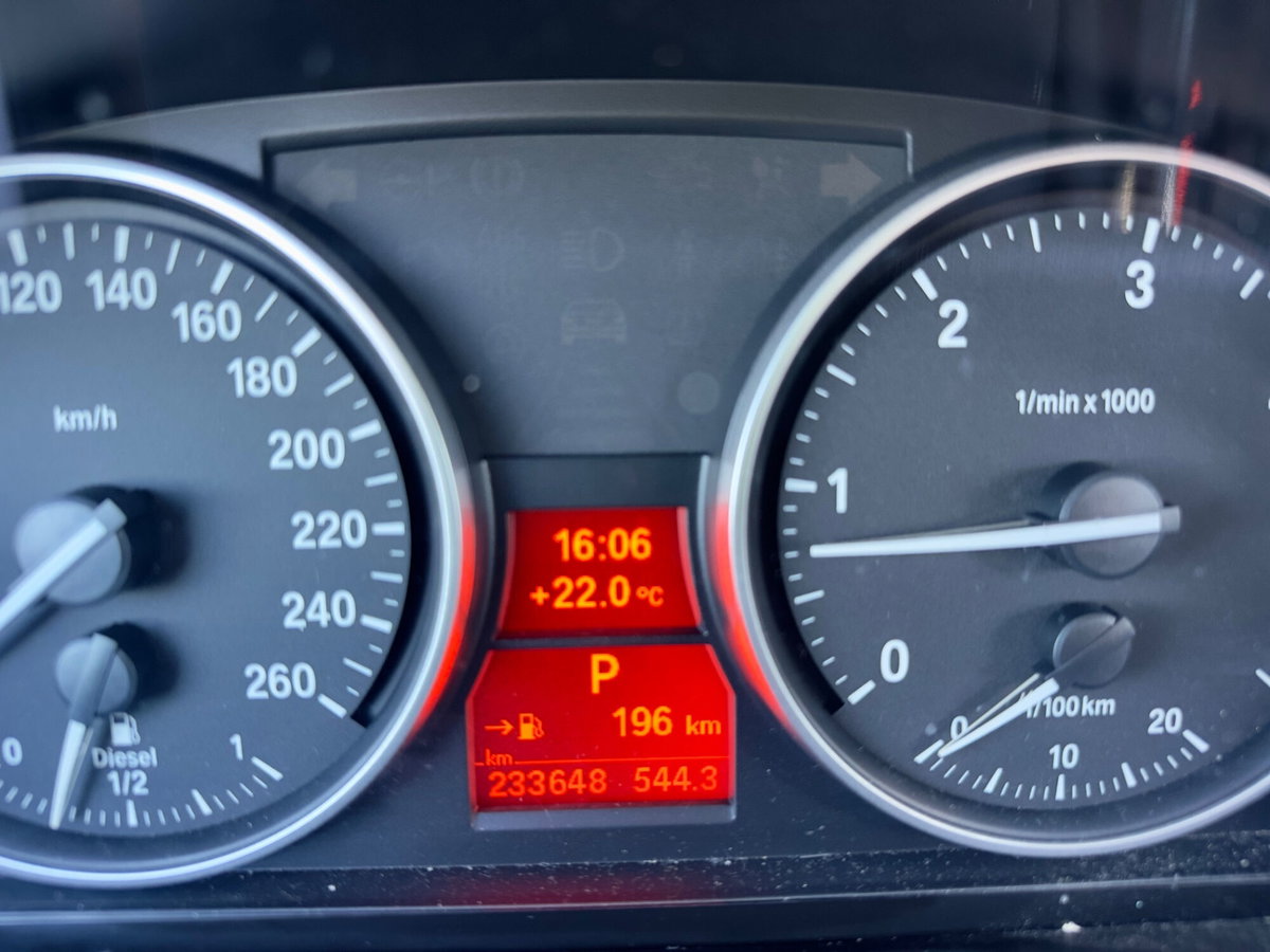 BMW X1 xDrive20d Eletta (13)