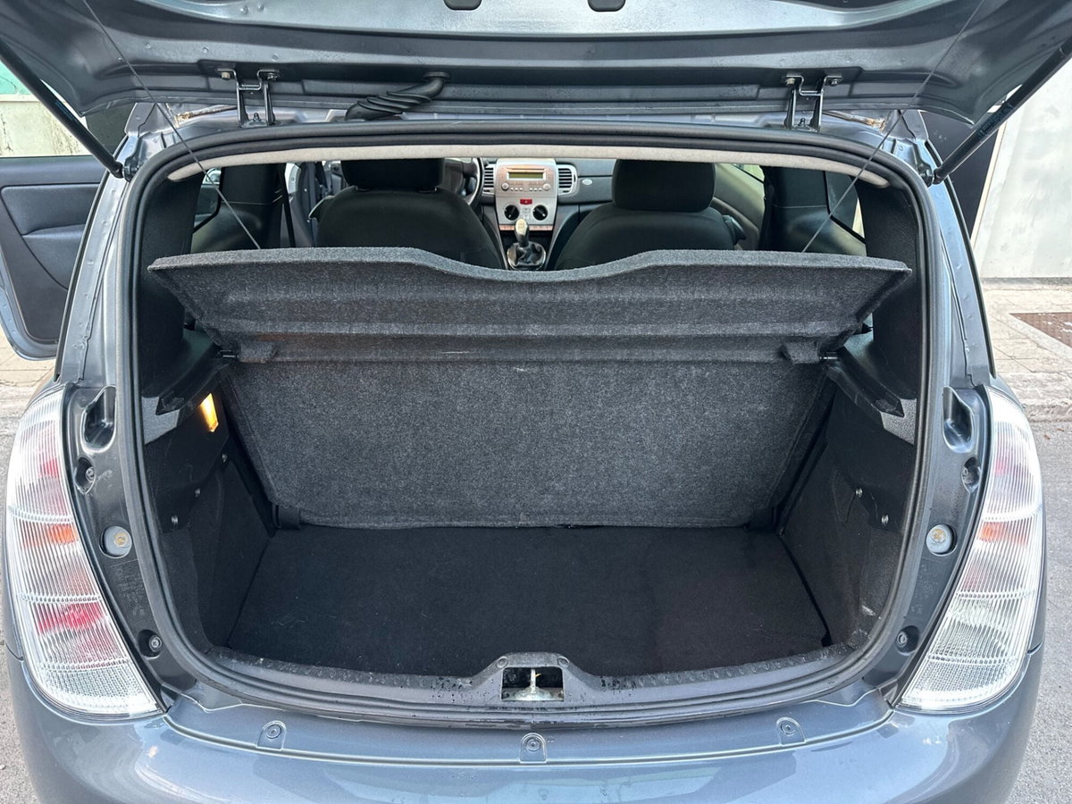 Lancia Ypsilon 1.3 MJT 75 CV Diva (12)