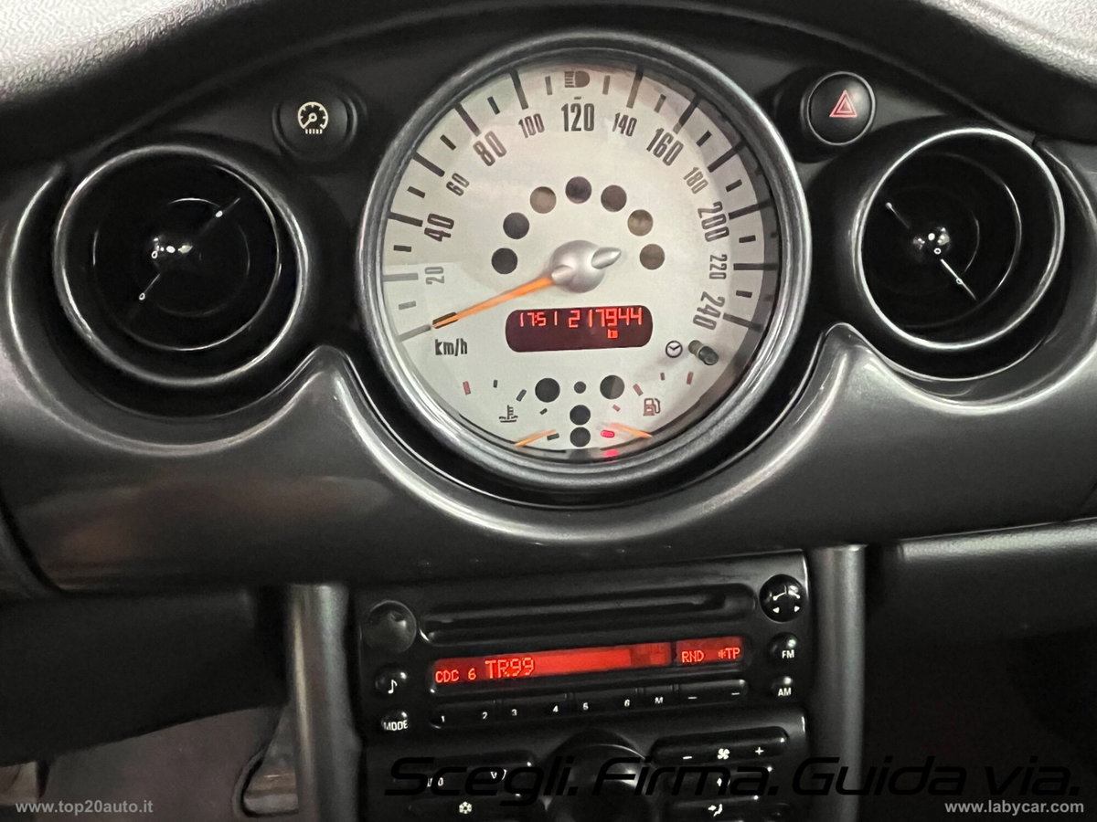 MINI Mini 1.4 tdi One D Park Lane (8)