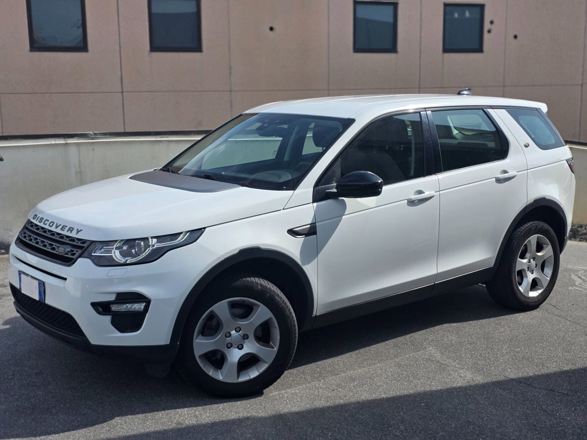 Land Rover Discovery Sport 2.0 TD4 150 CV HSE Luxury (3)